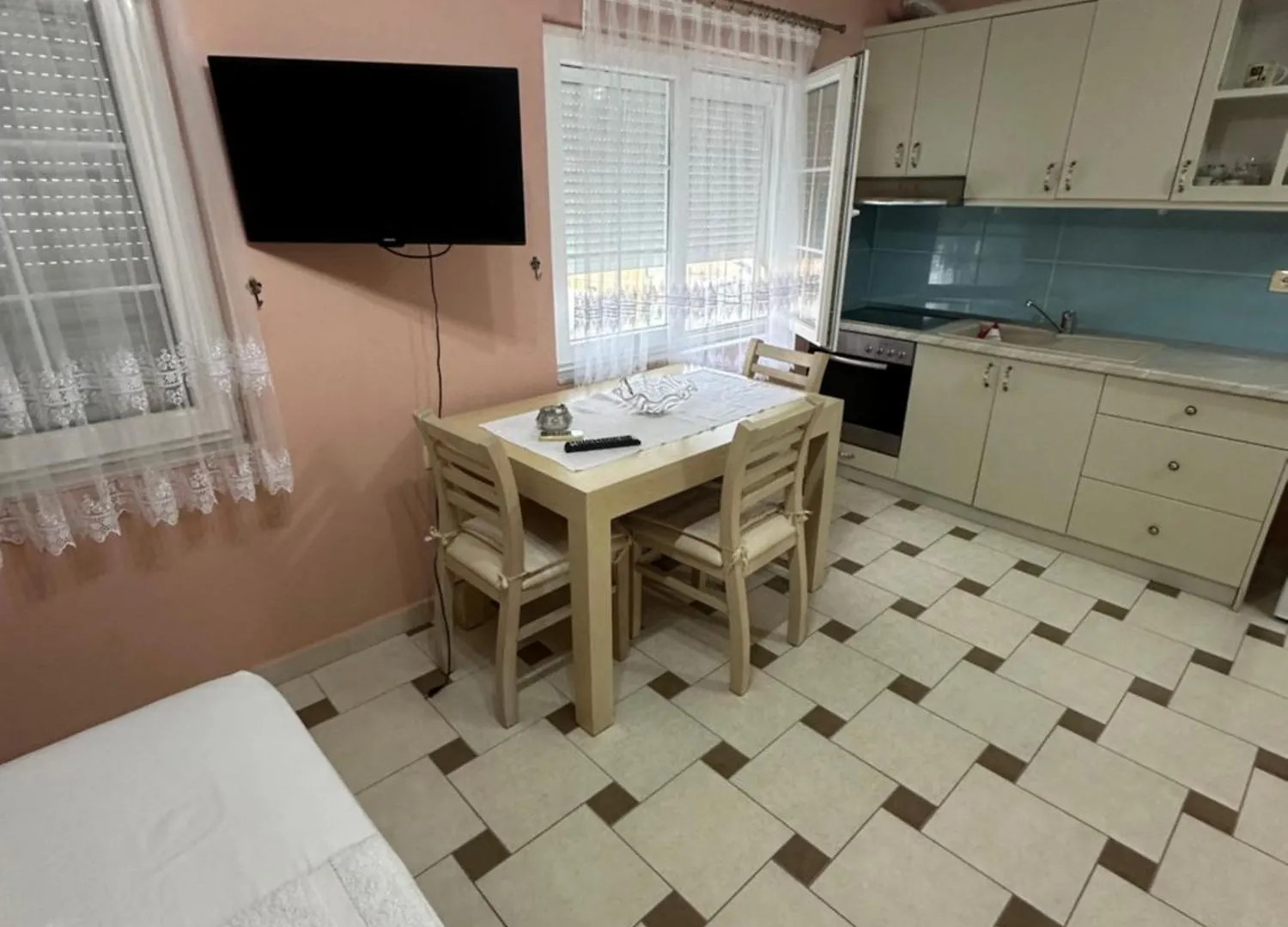Hotel A&A House Sarandë